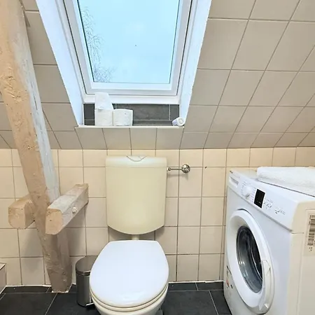 Apartamento Komfortables Dachgeschoss-apartment In Ideal Fuer Monteure