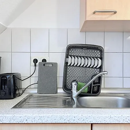 Komfortables Dachgeschoss-apartment In Ideal Fuer Monteure Apartamento *